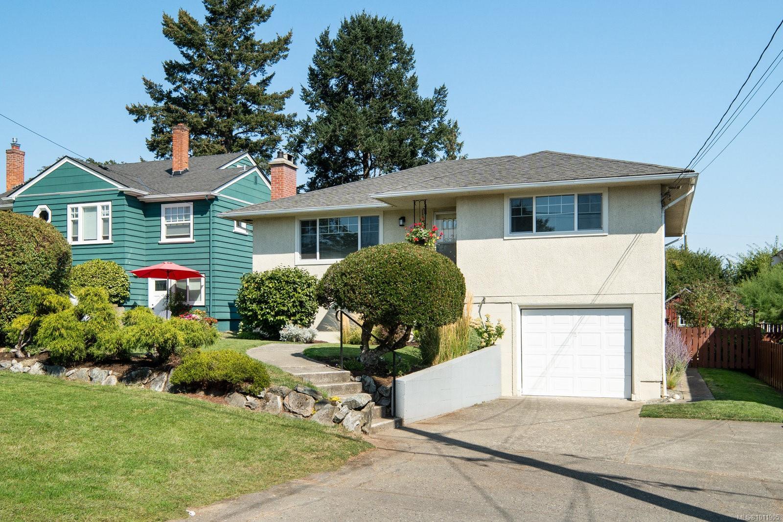 3223 Doncaster Dr