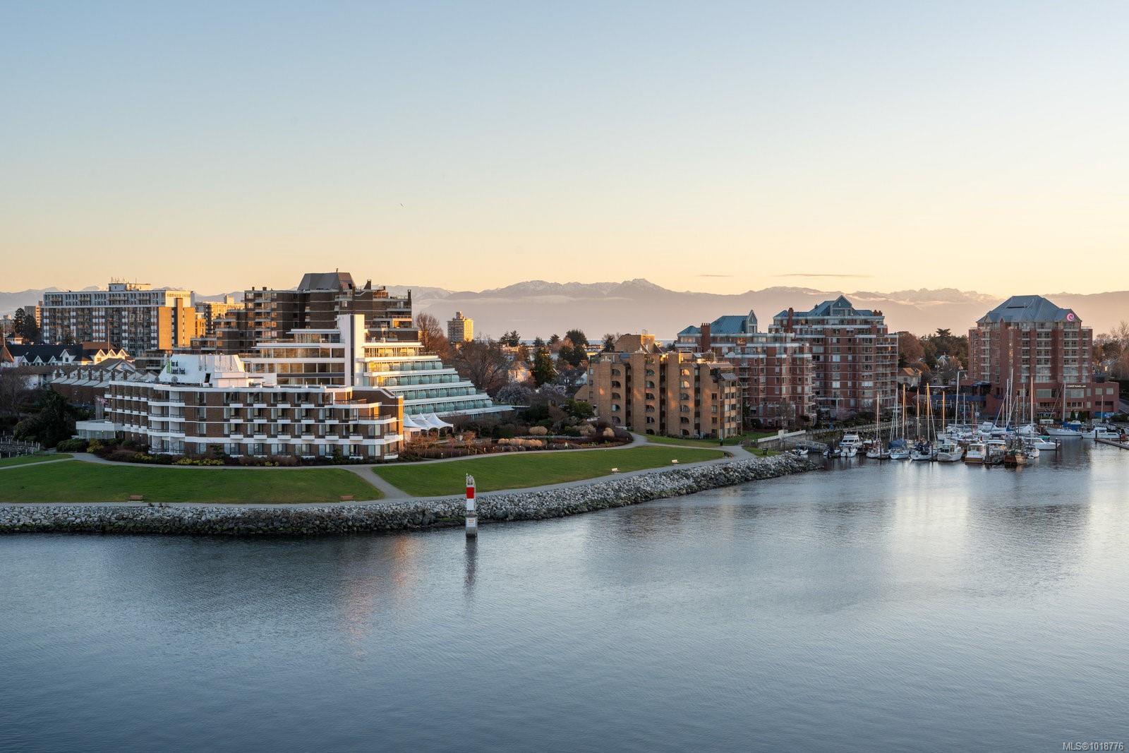 50 Songhees Rd # 618