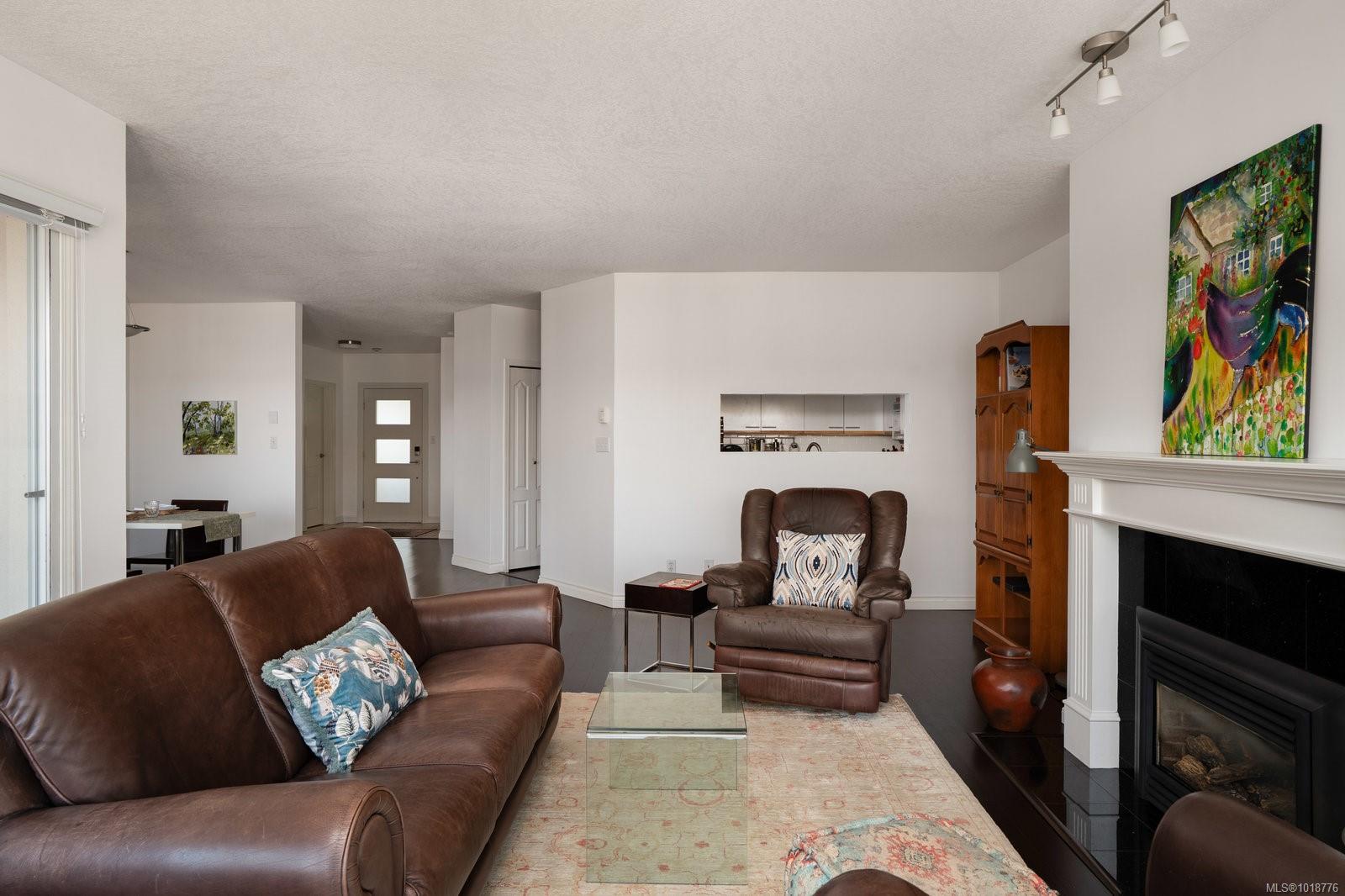 50 Songhees Rd # 618