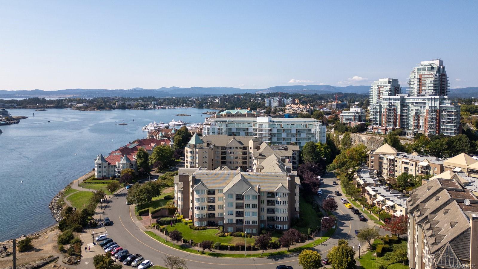 50 Songhees Rd # 618