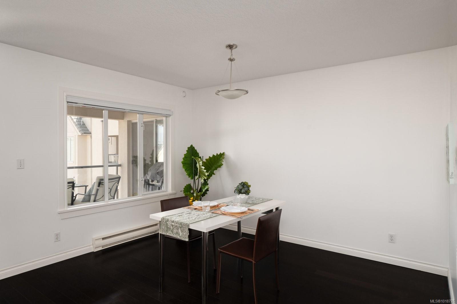 50 Songhees Rd # 618