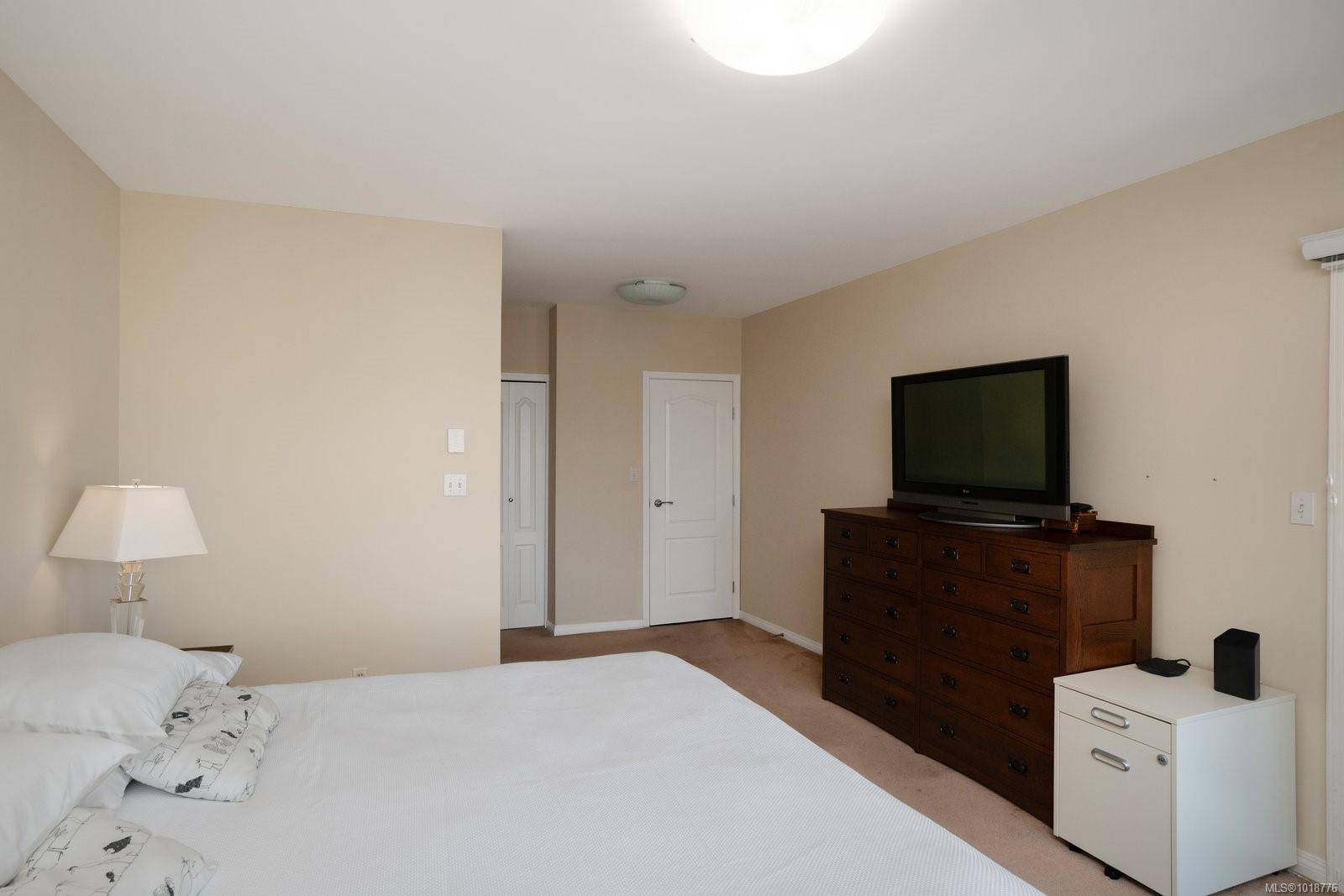 50 Songhees Rd # 618