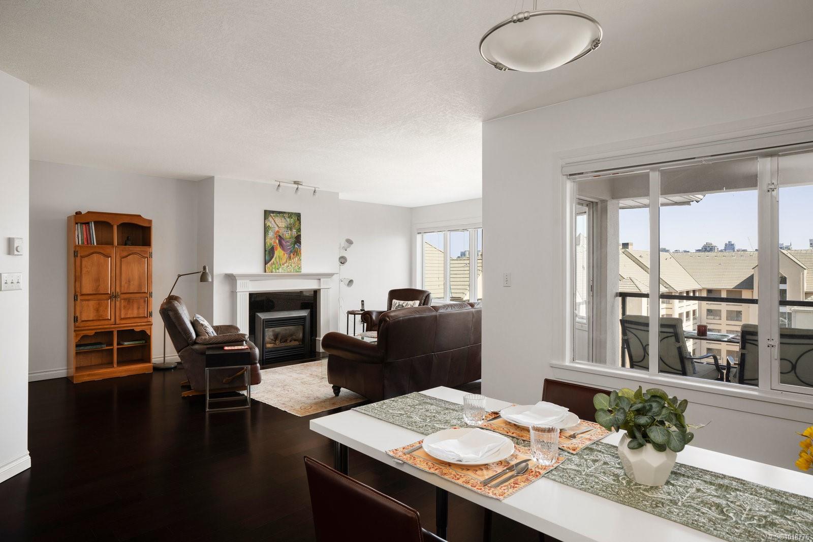 50 Songhees Rd # 618