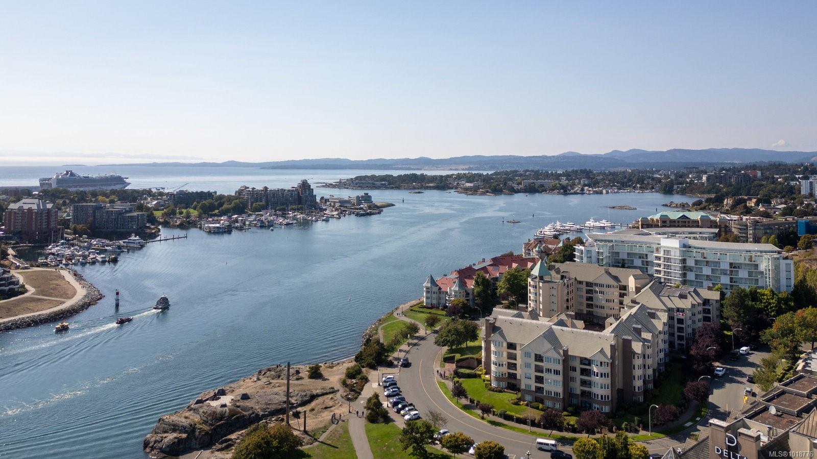 50 Songhees Rd # 618