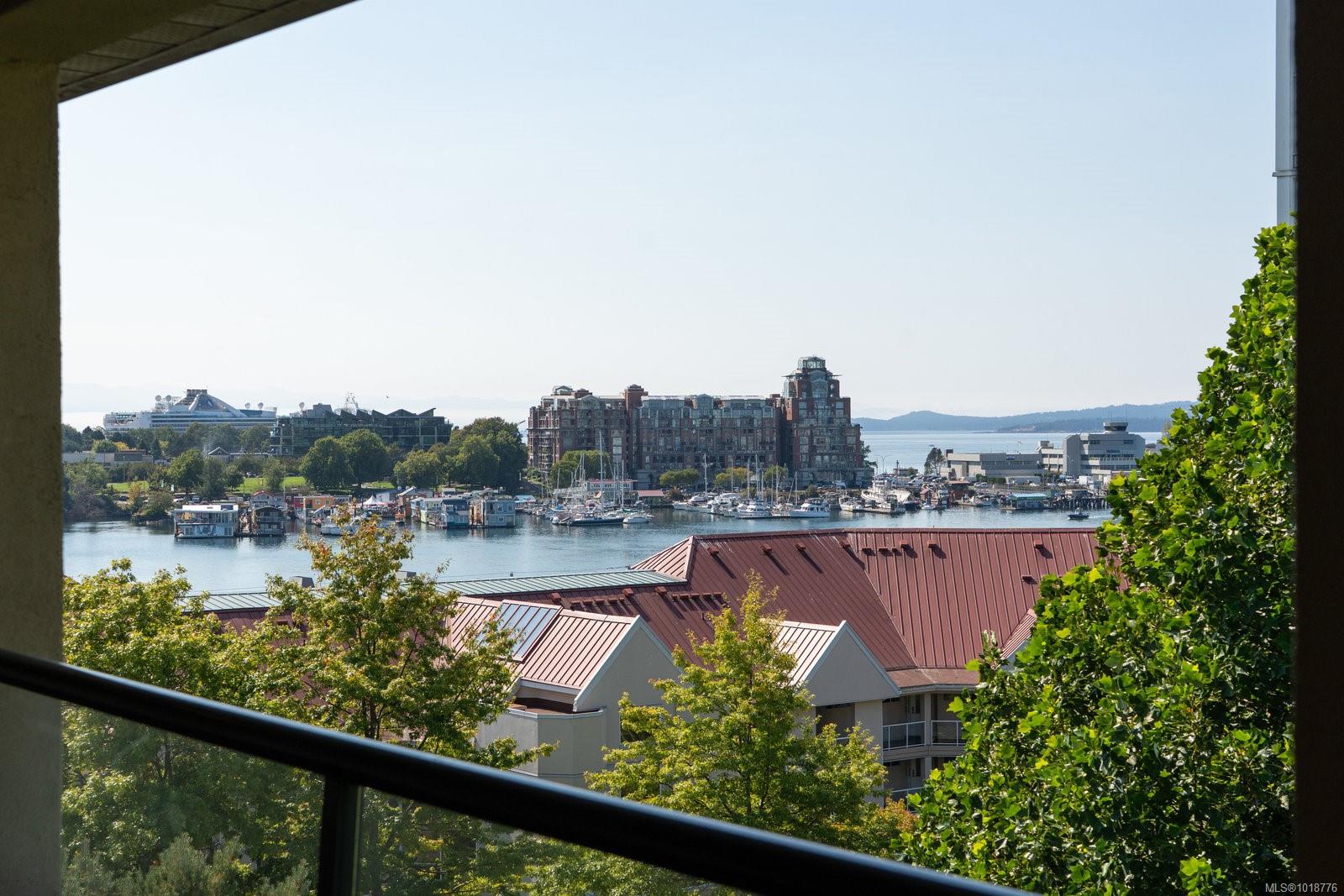 50 Songhees Rd # 618