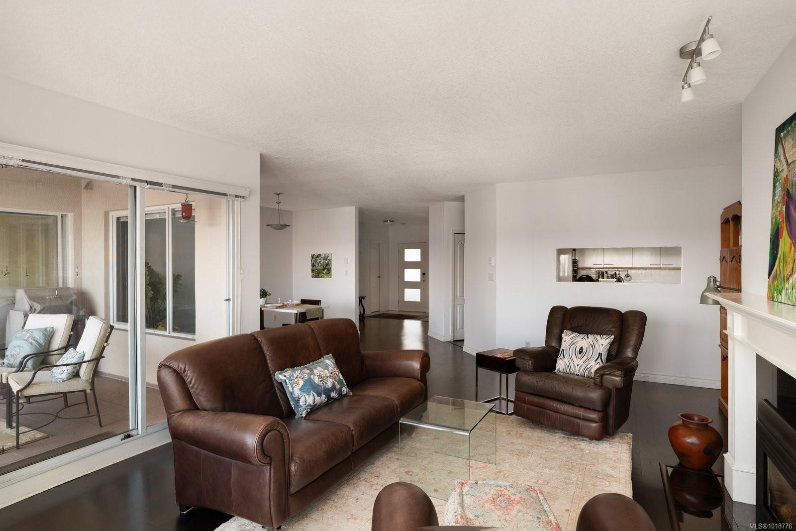 50 Songhees Rd # 618