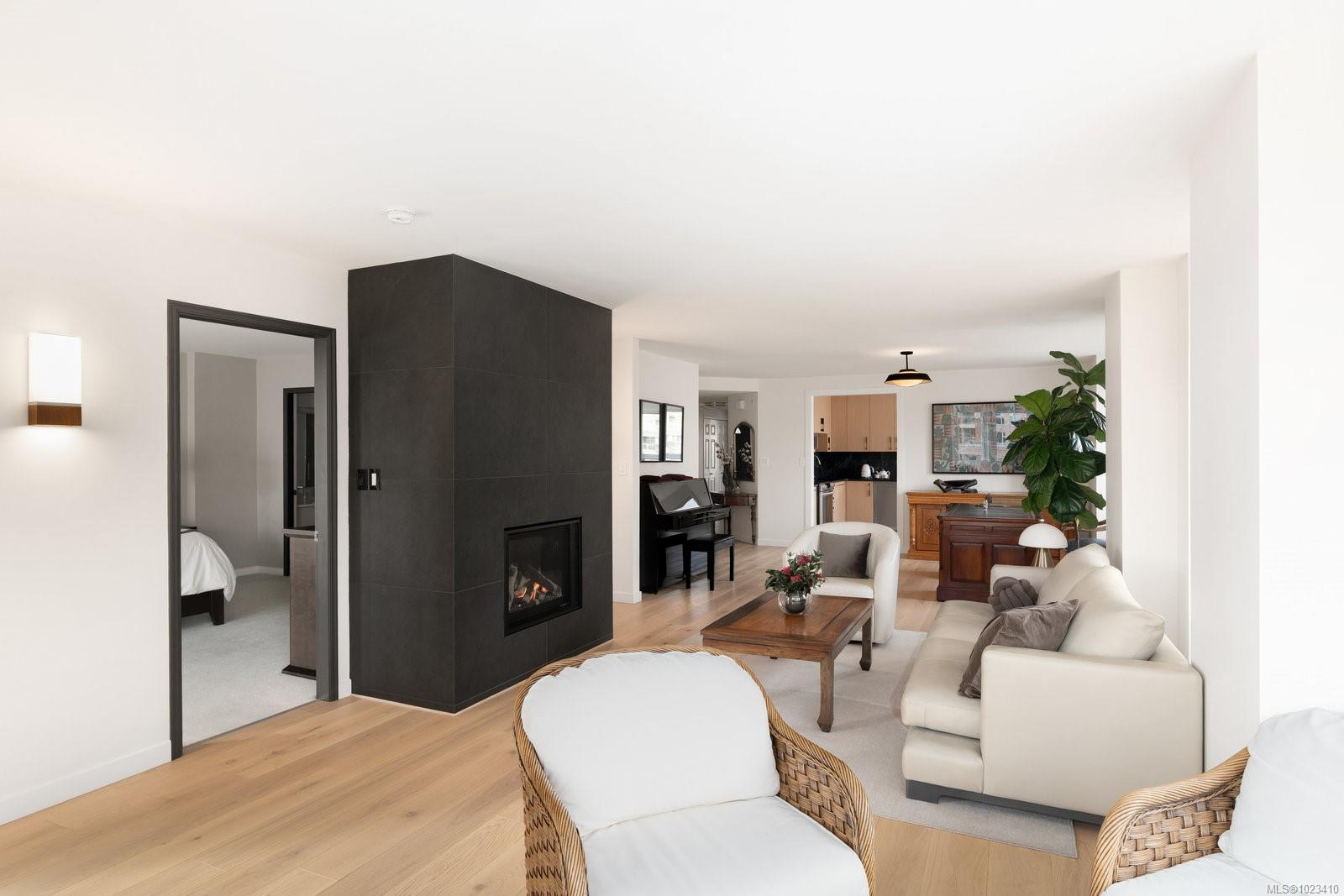 10 Paul Kane Pl # 418