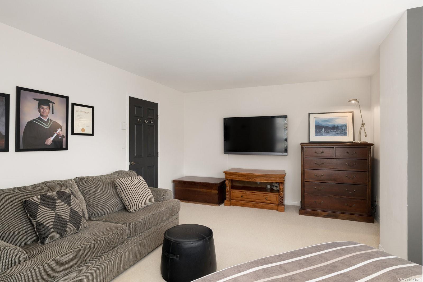 10 Paul Kane Pl # 418