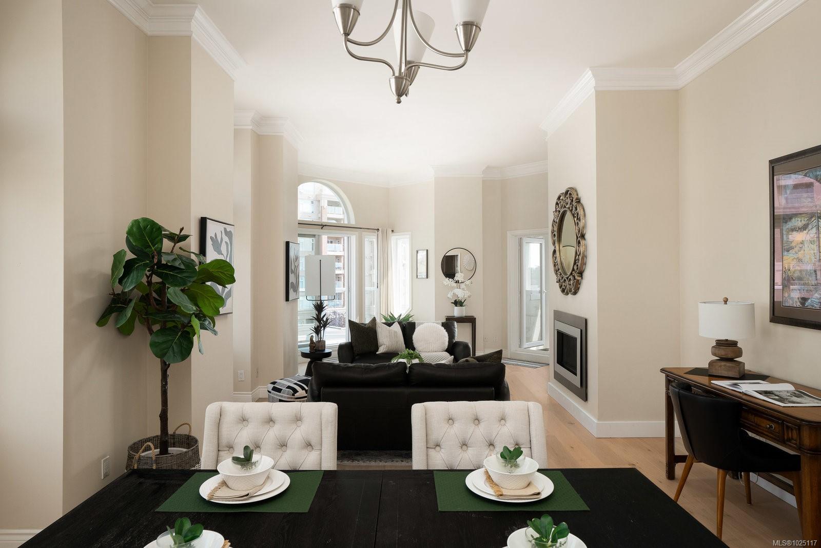 10 Paul Kane Pl # 518