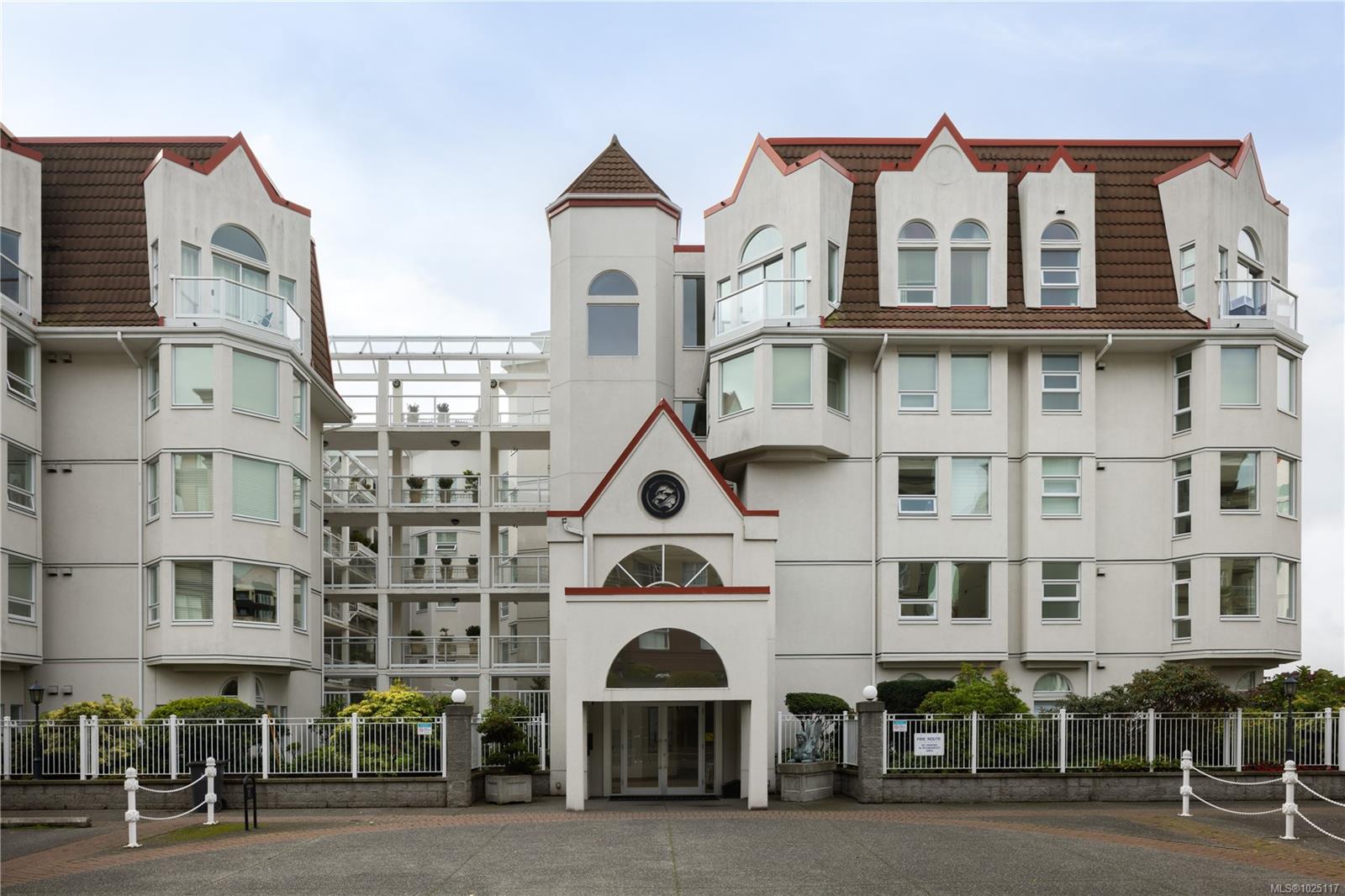 10 Paul Kane Pl # 518