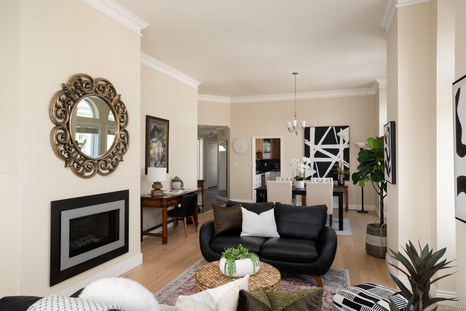 10 Paul Kane Pl # 518