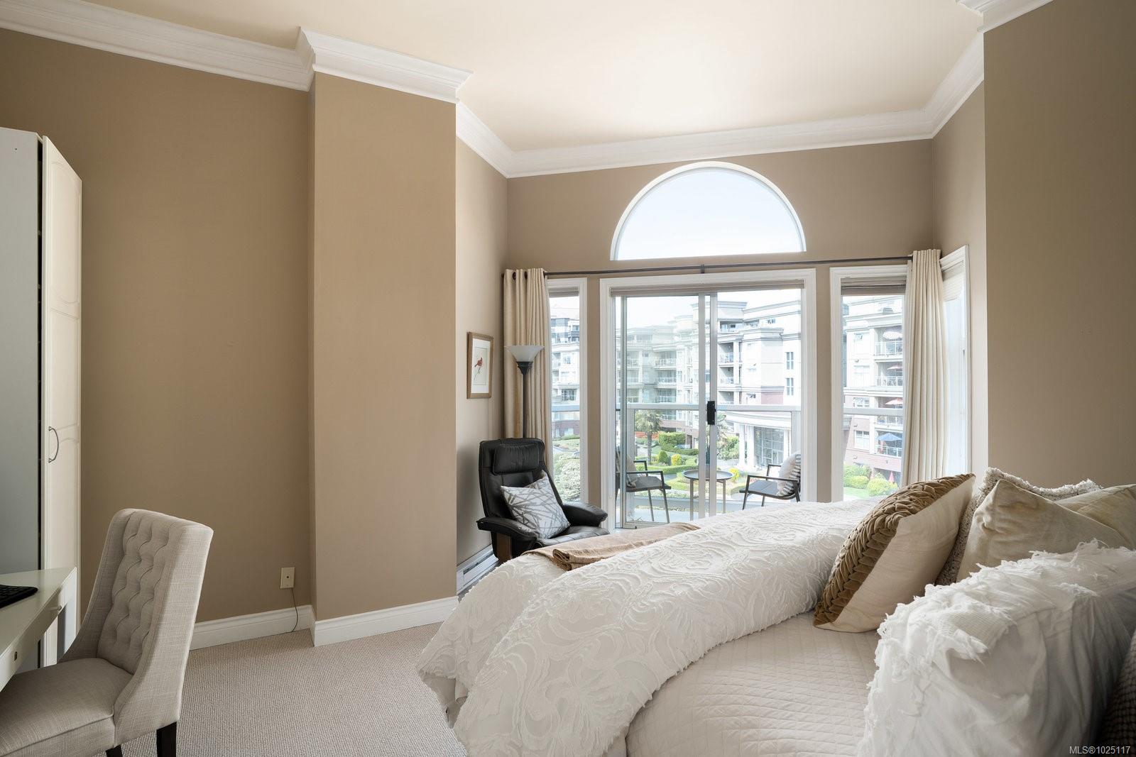 10 Paul Kane Pl # 518