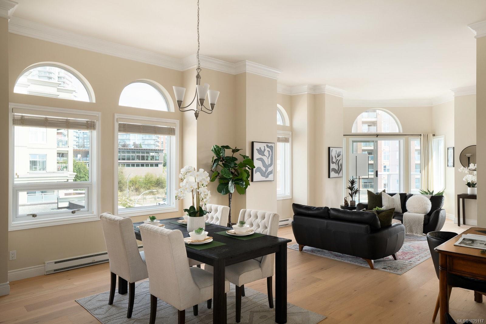 10 Paul Kane Pl # 518