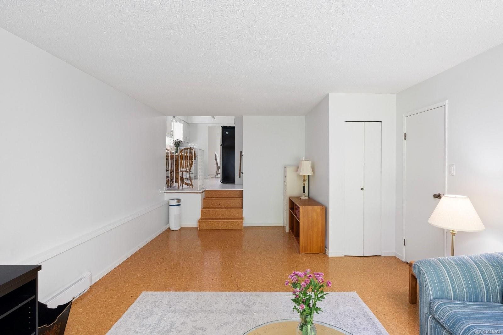 764 Mann Ave