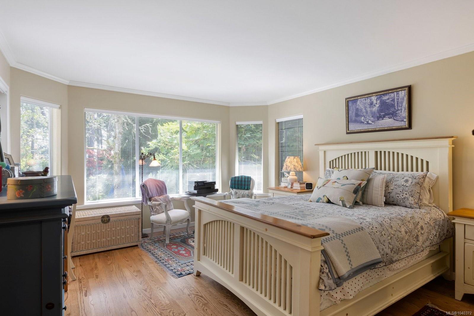 627 Downey Rd