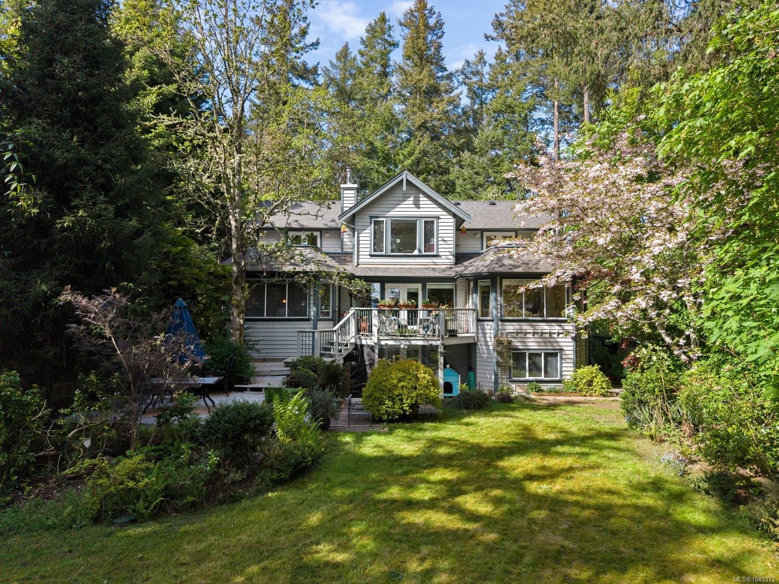 627 Downey Rd