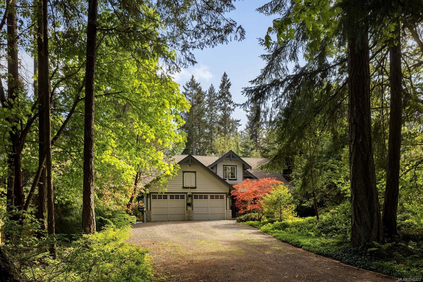 627 Downey Rd