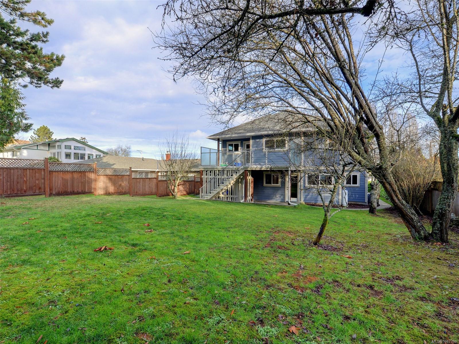 7224 East Saanich Rd