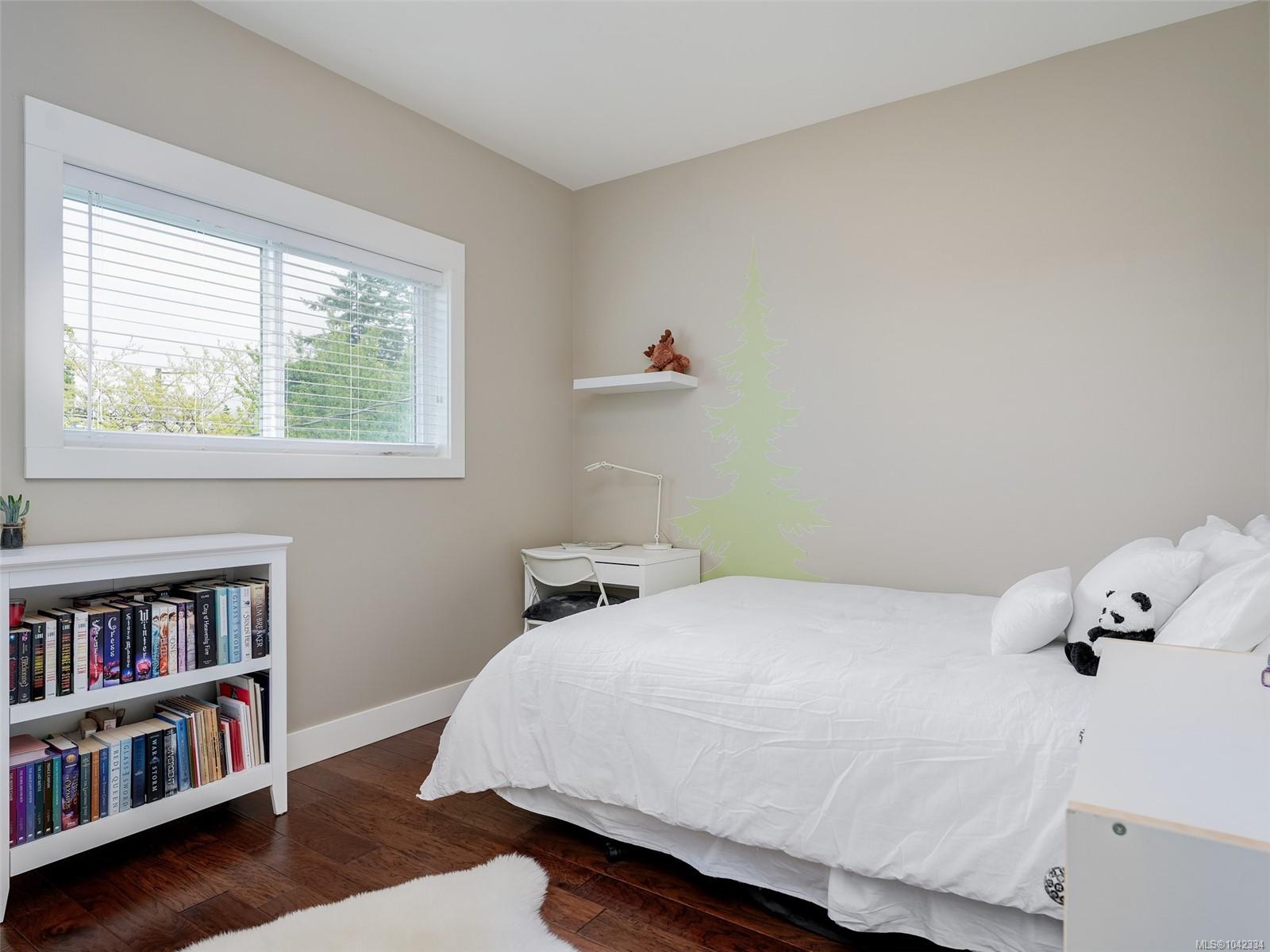 7224 East Saanich Rd
