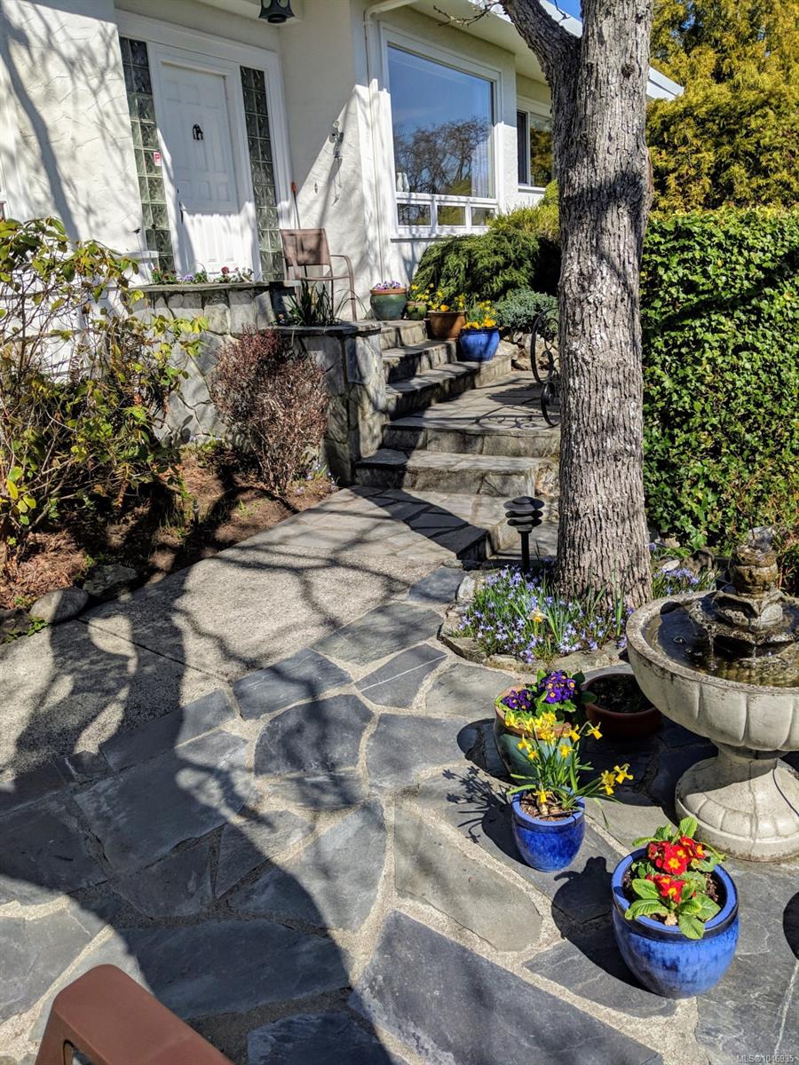 2980 Beach Dr