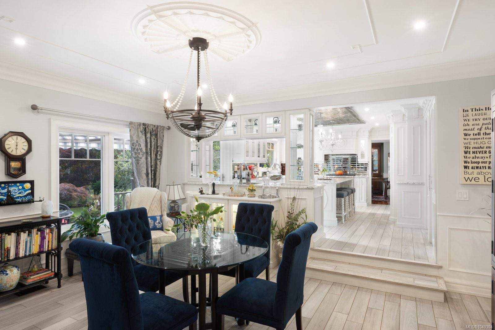 2773 Arbutus Rd