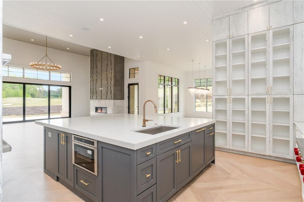 16047 Manor Club Drive
