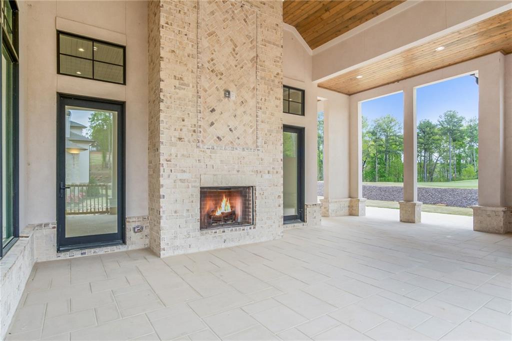 16047 Manor Club Drive