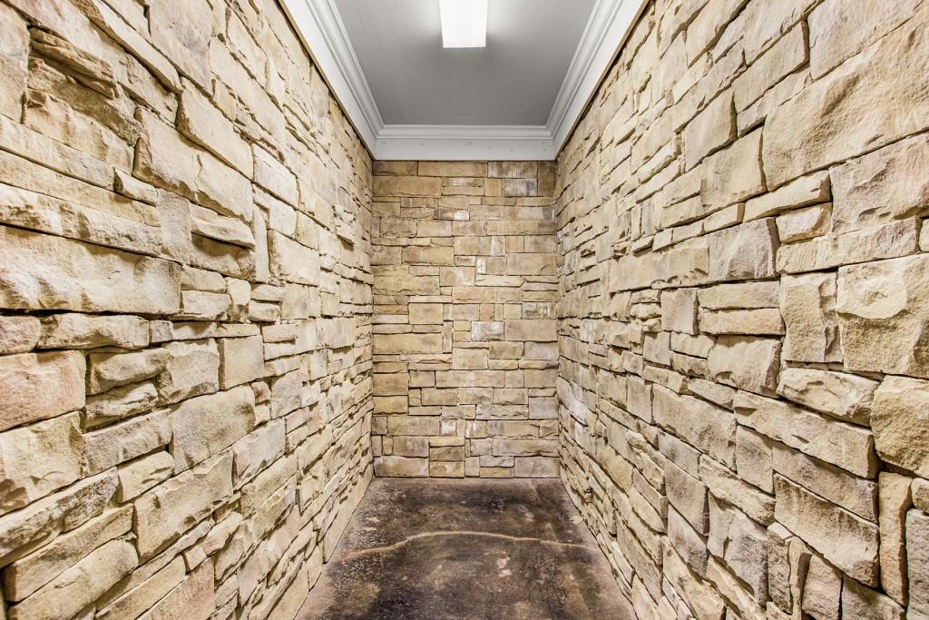 125 Ardsley Lane
