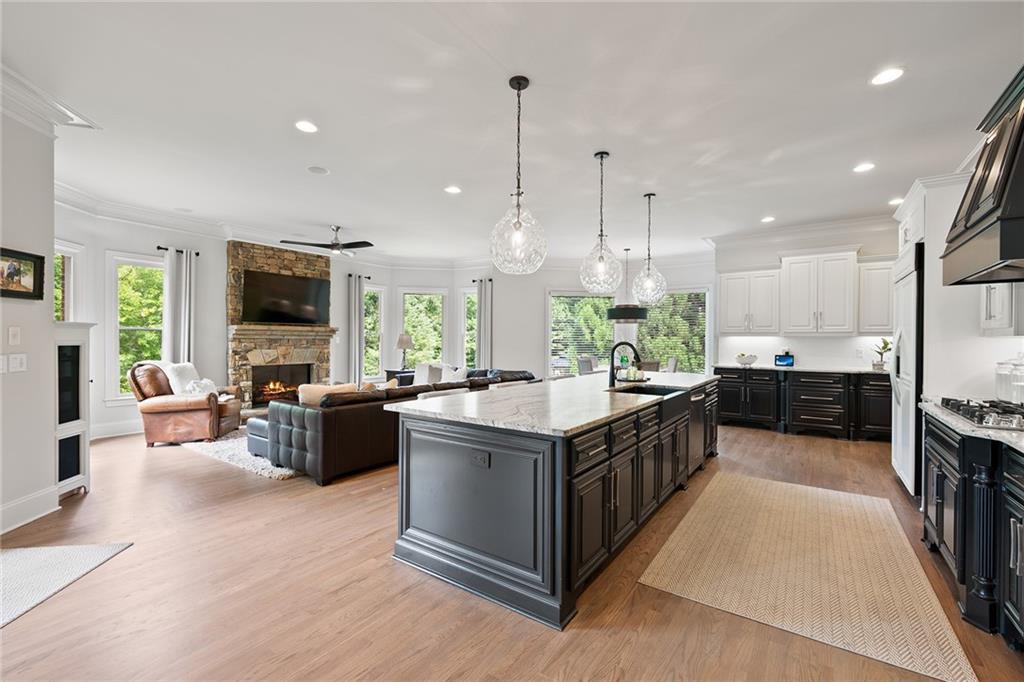 3020 Creek Tree Lane