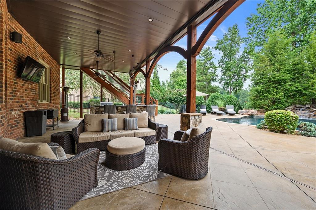 3020 Creek Tree Lane