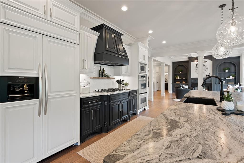 3020 Creek Tree Lane