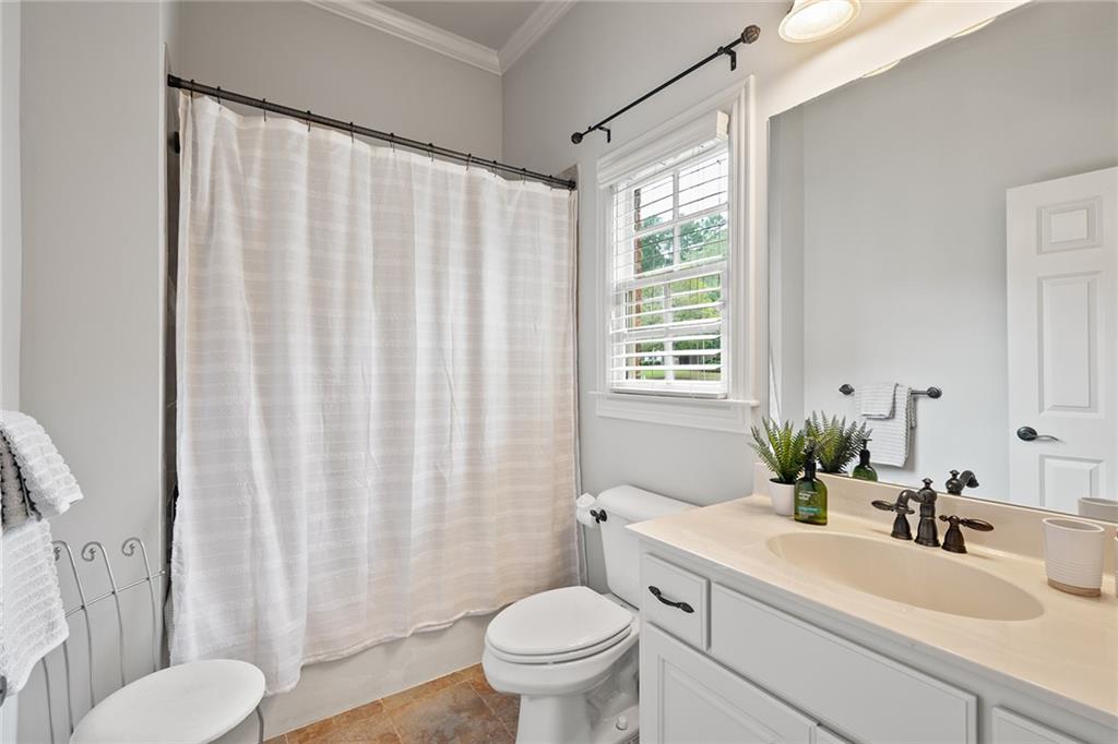 3020 Creek Tree Lane