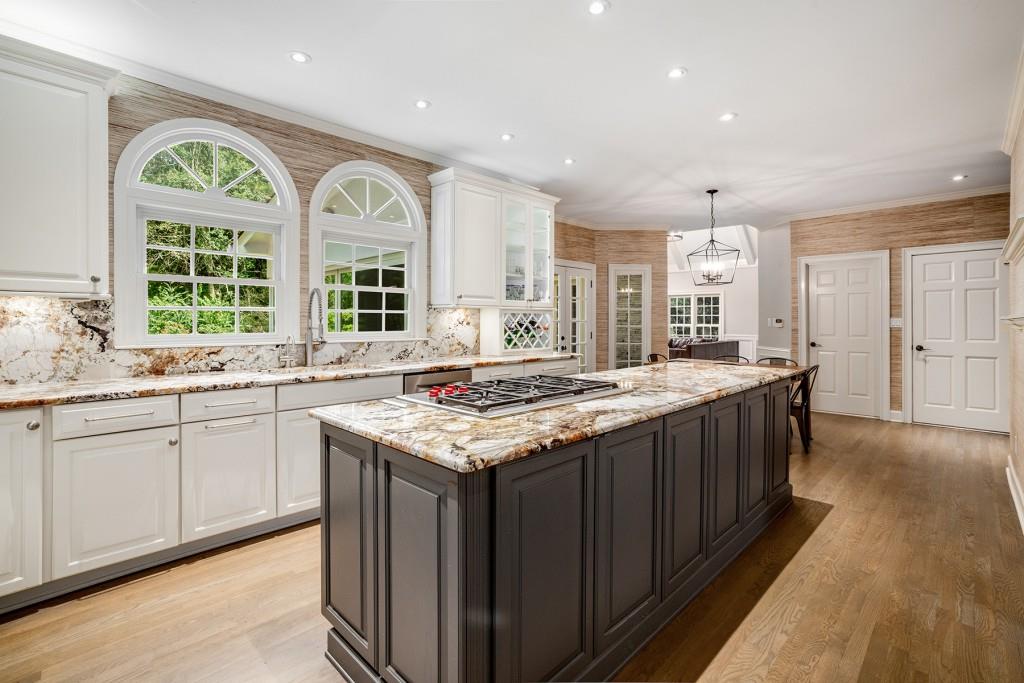 170 Westchester Way