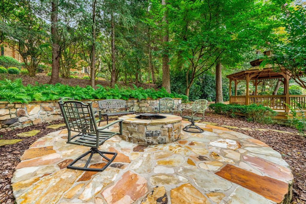 170 Westchester Way