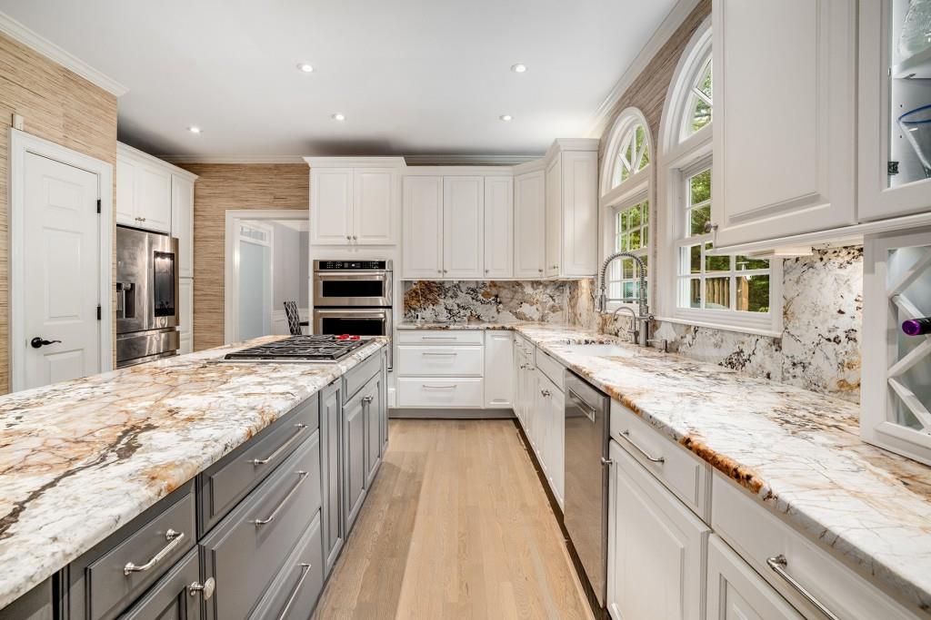 170 Westchester Way