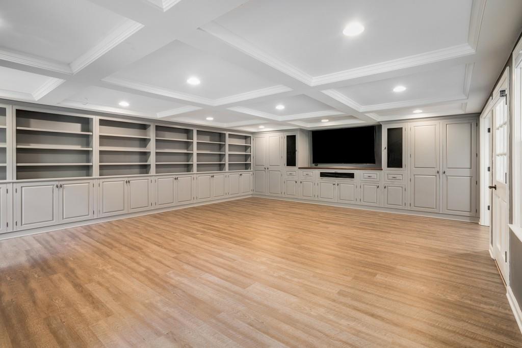 170 Westchester Way