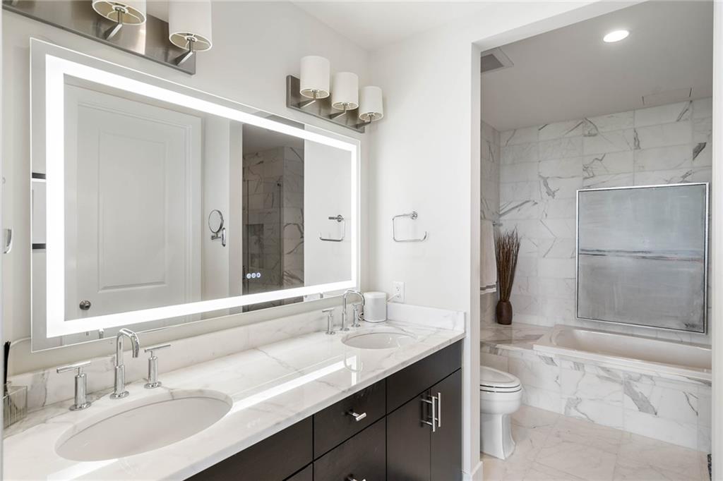 3630 Peachtree Road NE Unit 2009
