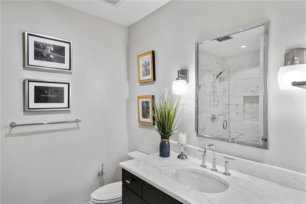 3630 Peachtree Road NE Unit 2104