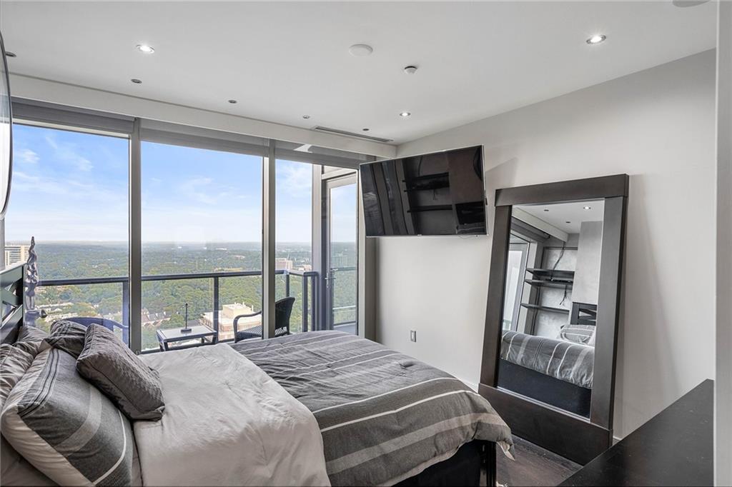 3630 Peachtree Road NE Unit 2104