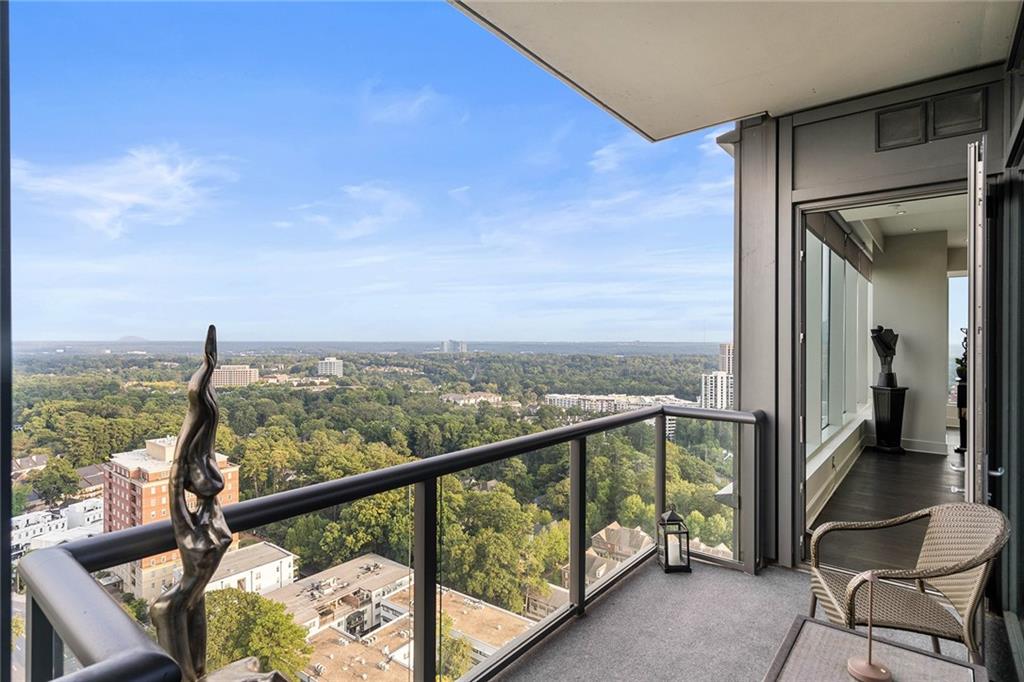 3630 Peachtree Road NE Unit 2104