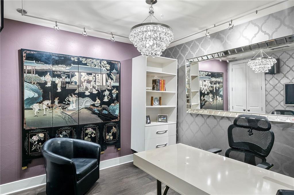 3630 Peachtree Road NE Unit 2104