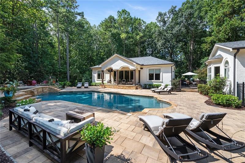 8675 Majors Road