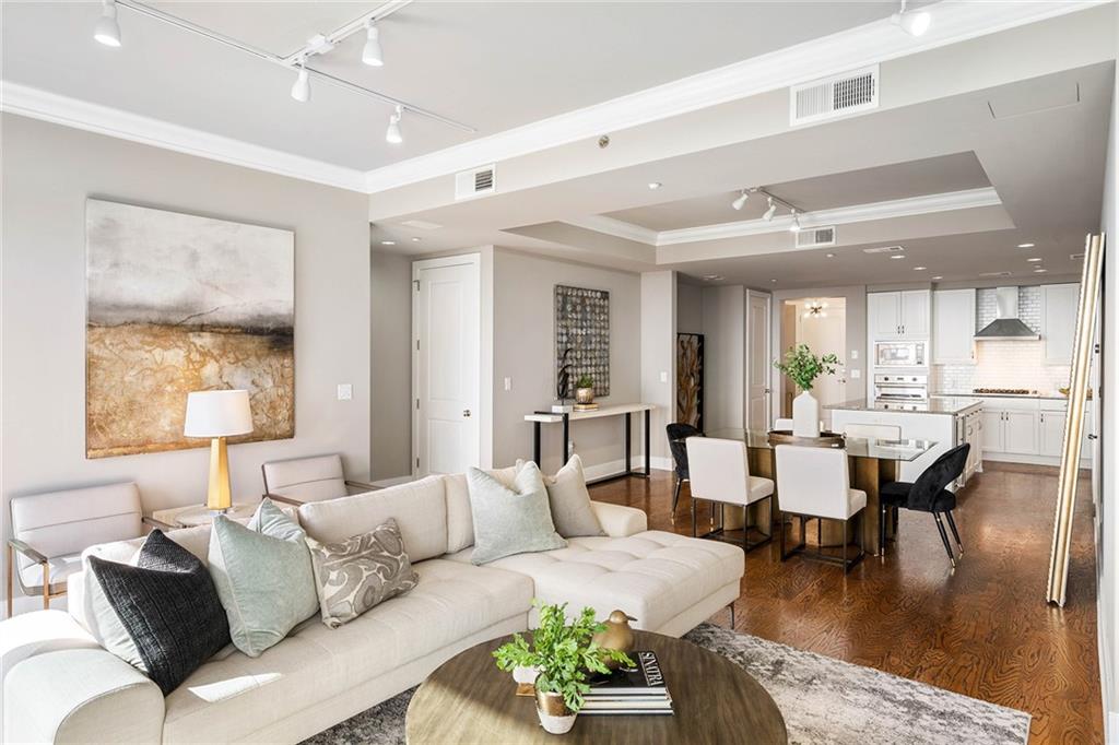 3630 Peachtree Road NE Unit 1902