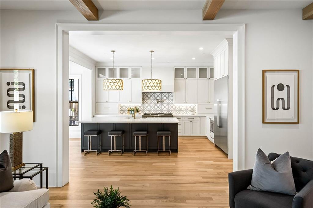 1441 W Wesley Road NW