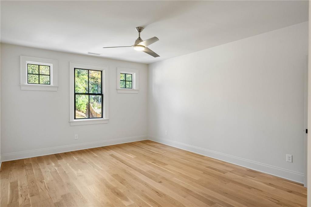 1441 W Wesley Road NW