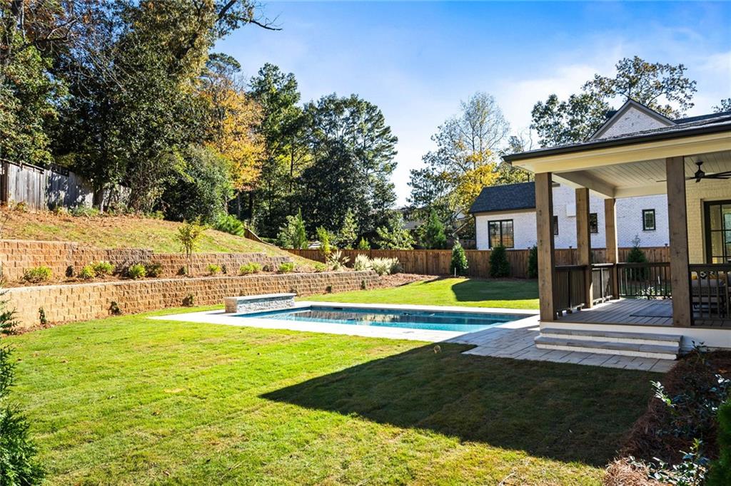 1441 W Wesley Road NW