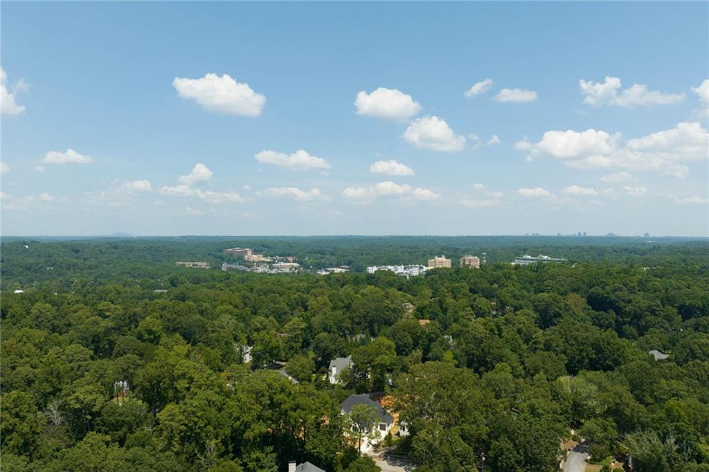 1441 W Wesley Road NW