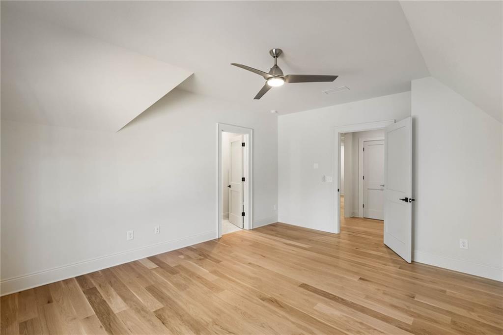 1441 W Wesley Road NW