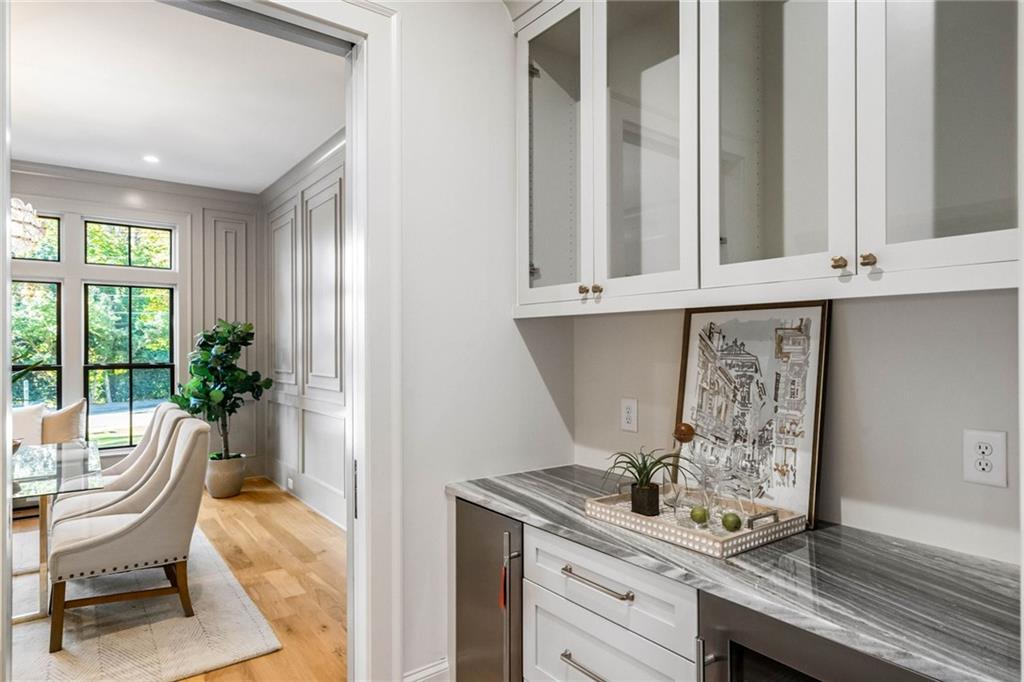 1441 W Wesley Road NW