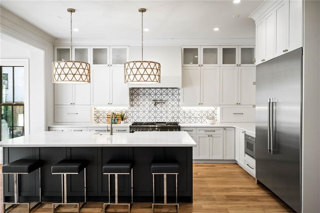 1441 W Wesley Road NW